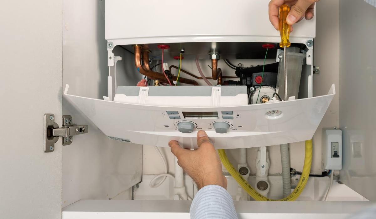 Maltepe ECA Kombi Kart Tamiri